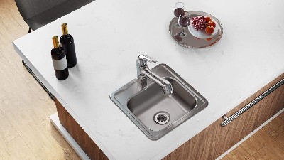 不鏽鋼水槽的表麵處理