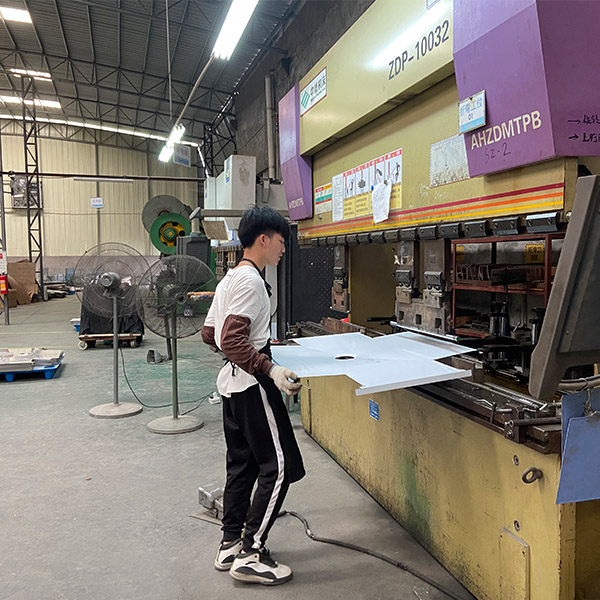 廚房水槽台下盆（pén）