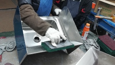 不鏽鋼水槽生產廠家（jiā）