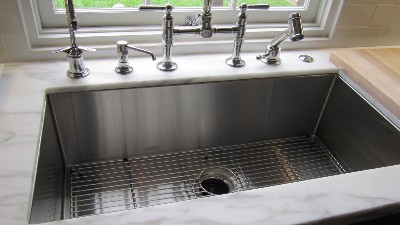 不鏽鋼（gāng）水盆