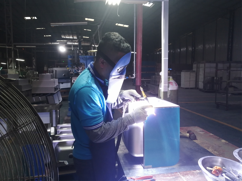 生產不鏽鋼洗菜盆廠家