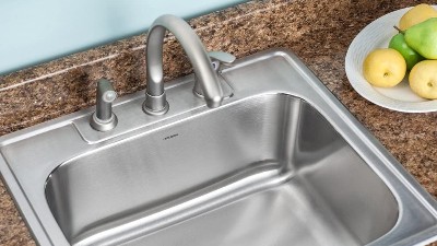 不鏽（xiù）鋼拉伸水（shuǐ）槽