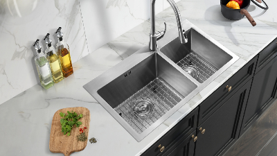 不鏽鋼水（shuǐ）槽廠告訴你洗菜盆選單盆還是雙盆